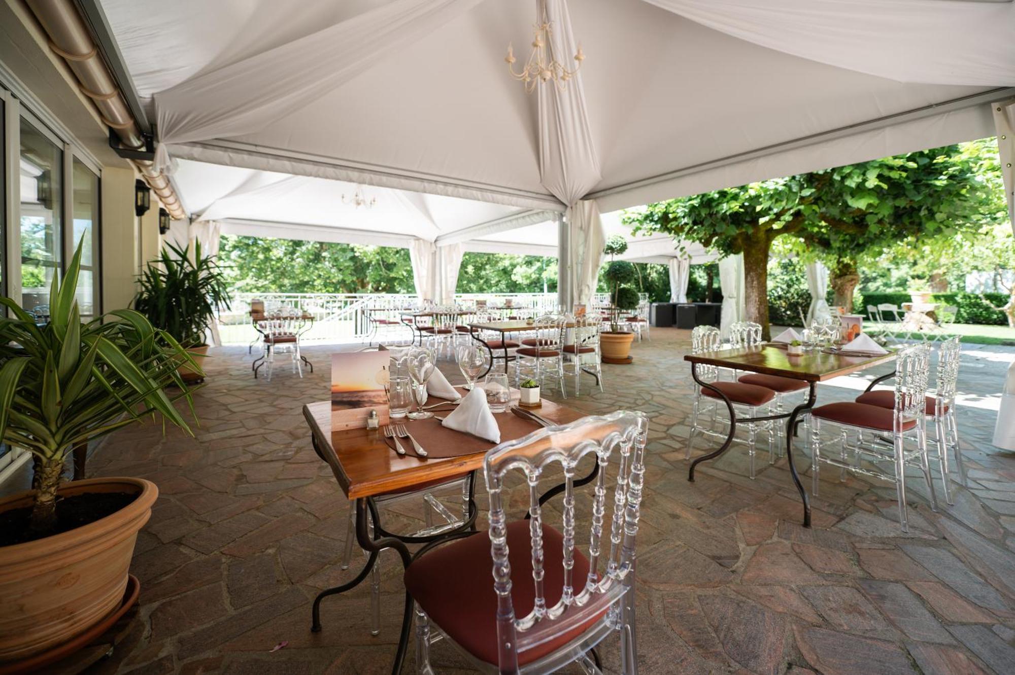 Logis Hotels - Hotel Restaurant Domaine Les Falaises Martel Εξωτερικό φωτογραφία