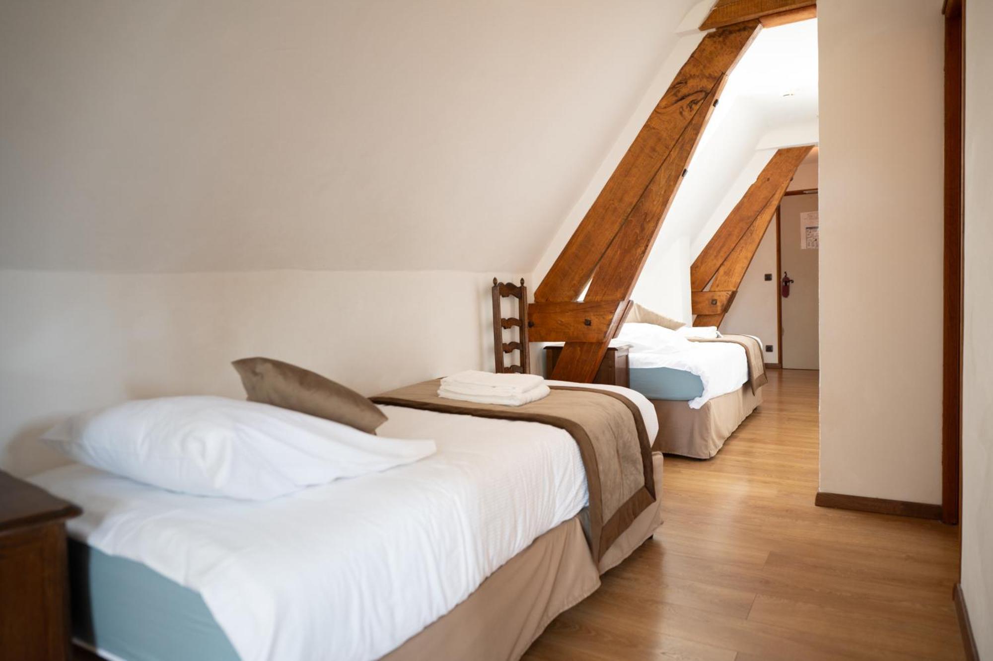 Logis Hotels - Hotel Restaurant Domaine Les Falaises Martel Δωμάτιο φωτογραφία
